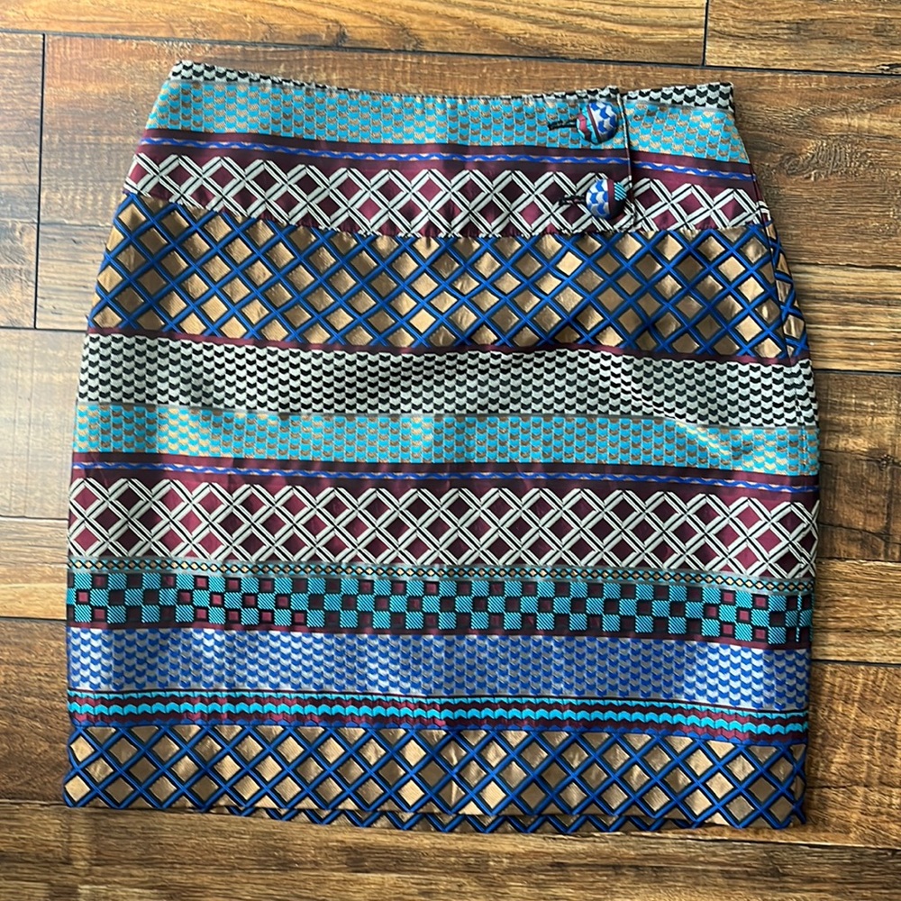 Maeve by Anthropologie multicolored mini skirt; 2 button detail on waist band